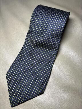 Brooks Brothers Basics Men’s 100% Silk Tie Necktie Blue Gold Check BB5